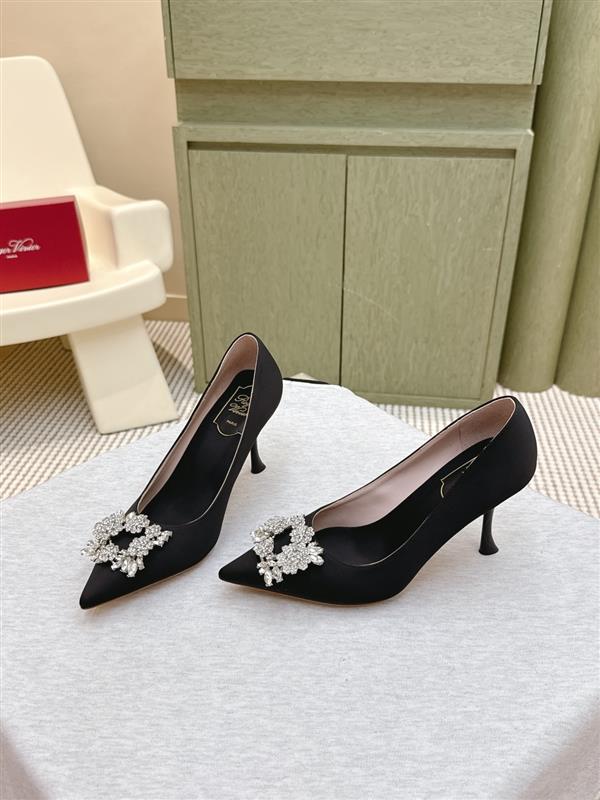 20251127171740761 310